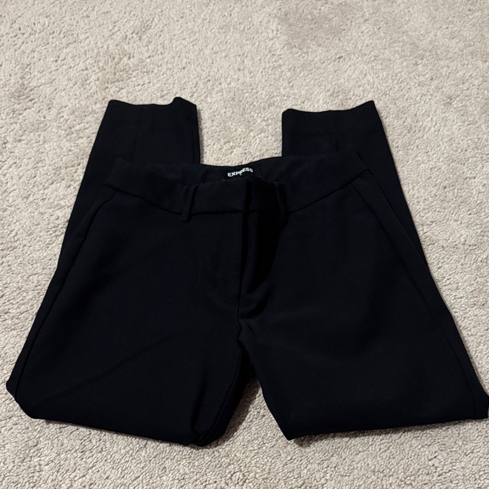Express Women's Black Skinny mid rise Pants
